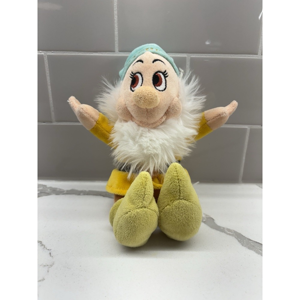 Walt Disney Snow White & Seven Dwarfs BASHFUL DWARF 8" Plush Vintage 1990s Toy